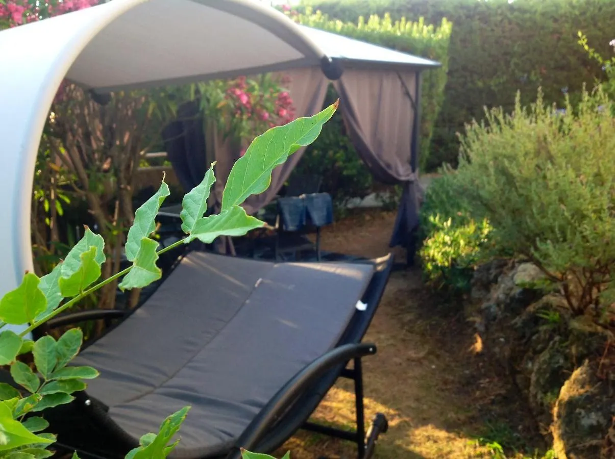Appartement Charmant A Frejus 40 M² Proche Du Jardin France