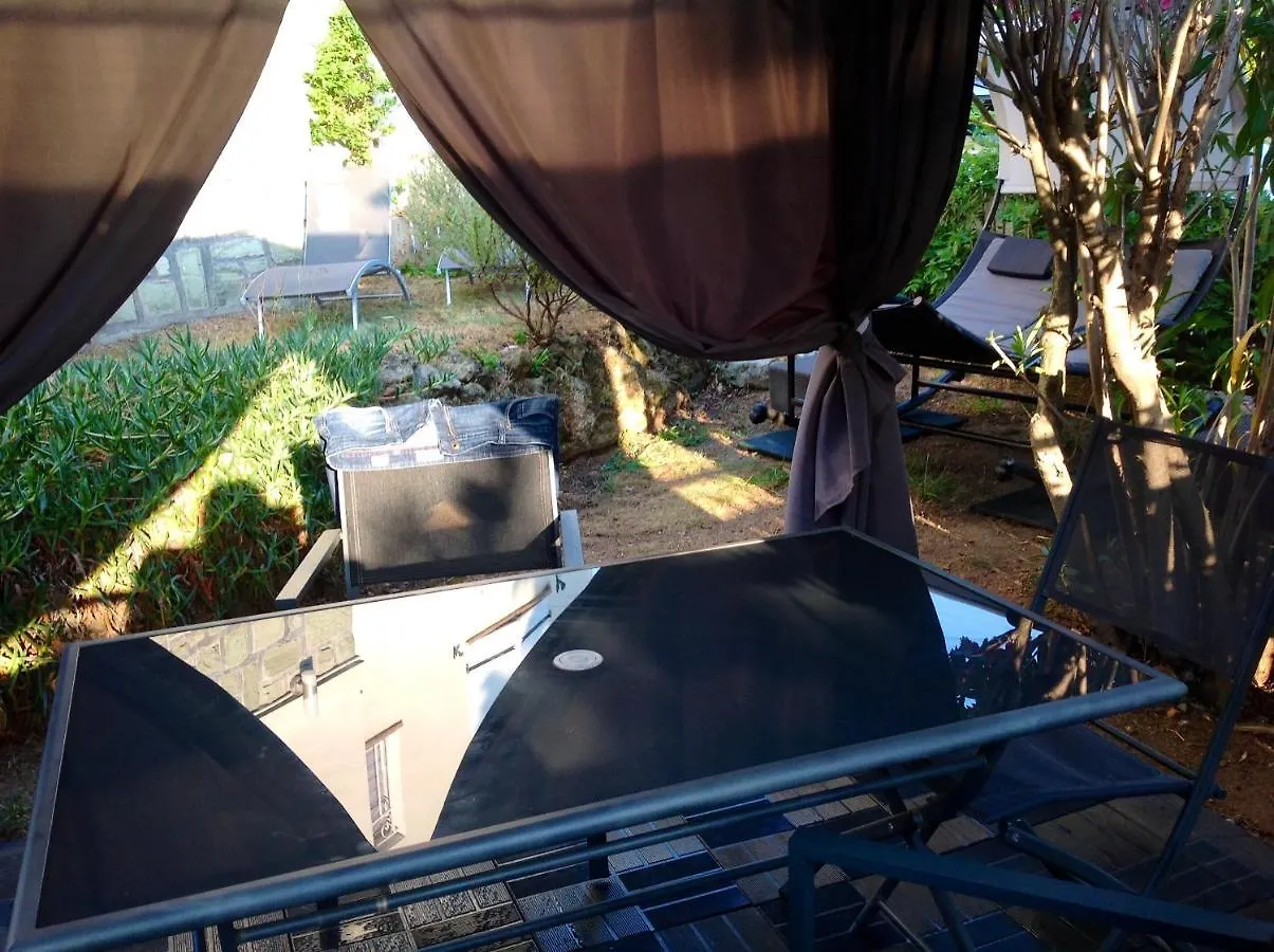 Apartment Appartement Charmant A Frejus 40 M² Proche Du Jardin